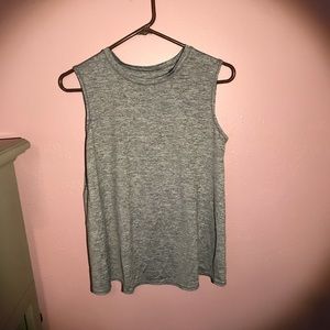 Athleta gray tee